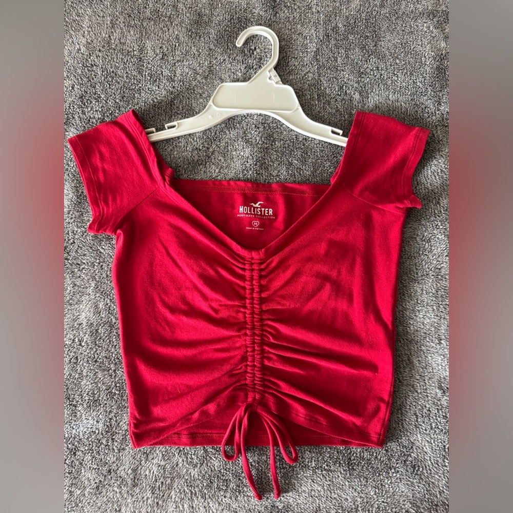 Hollister red top
